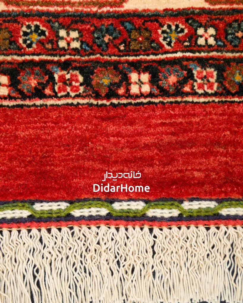 فرش دستباف قشقایی طرح ترنجی ۹/۰۵ متری