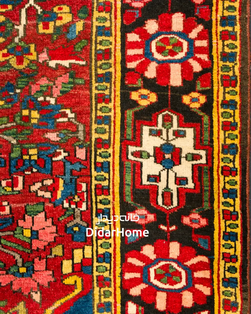 فرش دستباف آنتیک بختیاری طرح گلدانی ۲/۹۸ متری