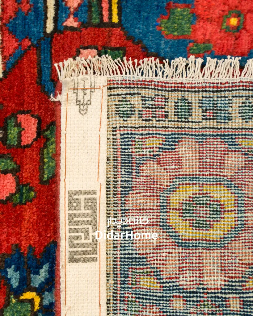 فرش دستباف آنتیک بختیاری طرح گلدانی ۳/۲۲ متری