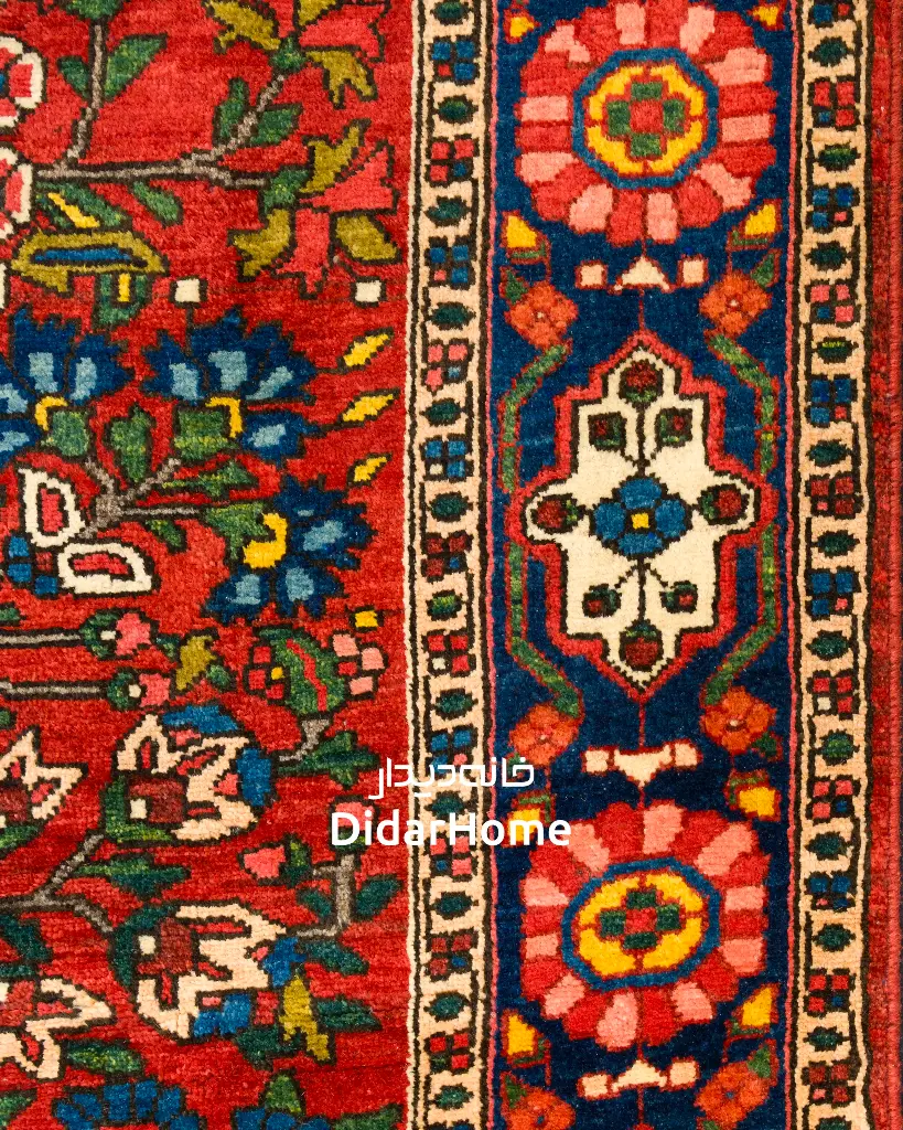 فرش دستباف آنتیک بختیاری طرح گلدانی ۳/۲۲ متری