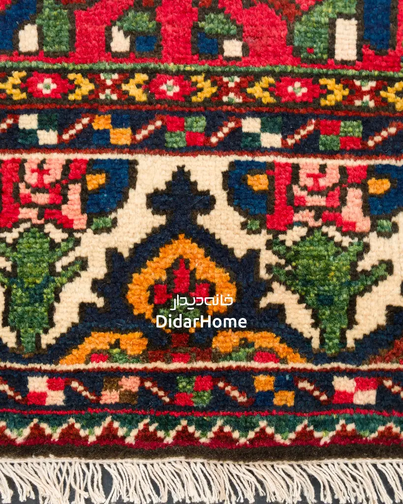 فرش دستباف آنتیک بختیاری طرح خشتی ۴/۴۶ متری