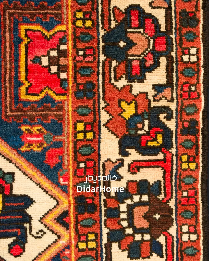 فرش دستباف آنتیک بختیاری طرح بندی ۳/۱۰ متری