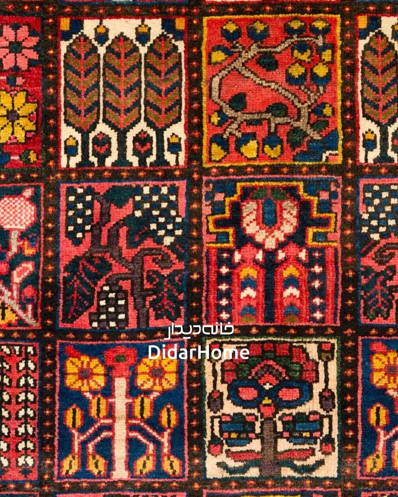 فرش دستباف آنتیک بختیاری طرح خشتی ۳/۲۳ متری
