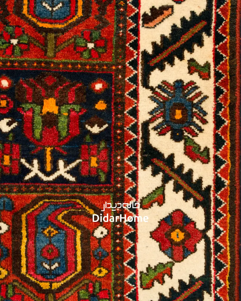 فرش دستباف آنتیک بختیاری طرح خشتی ۳/۱۲ متری