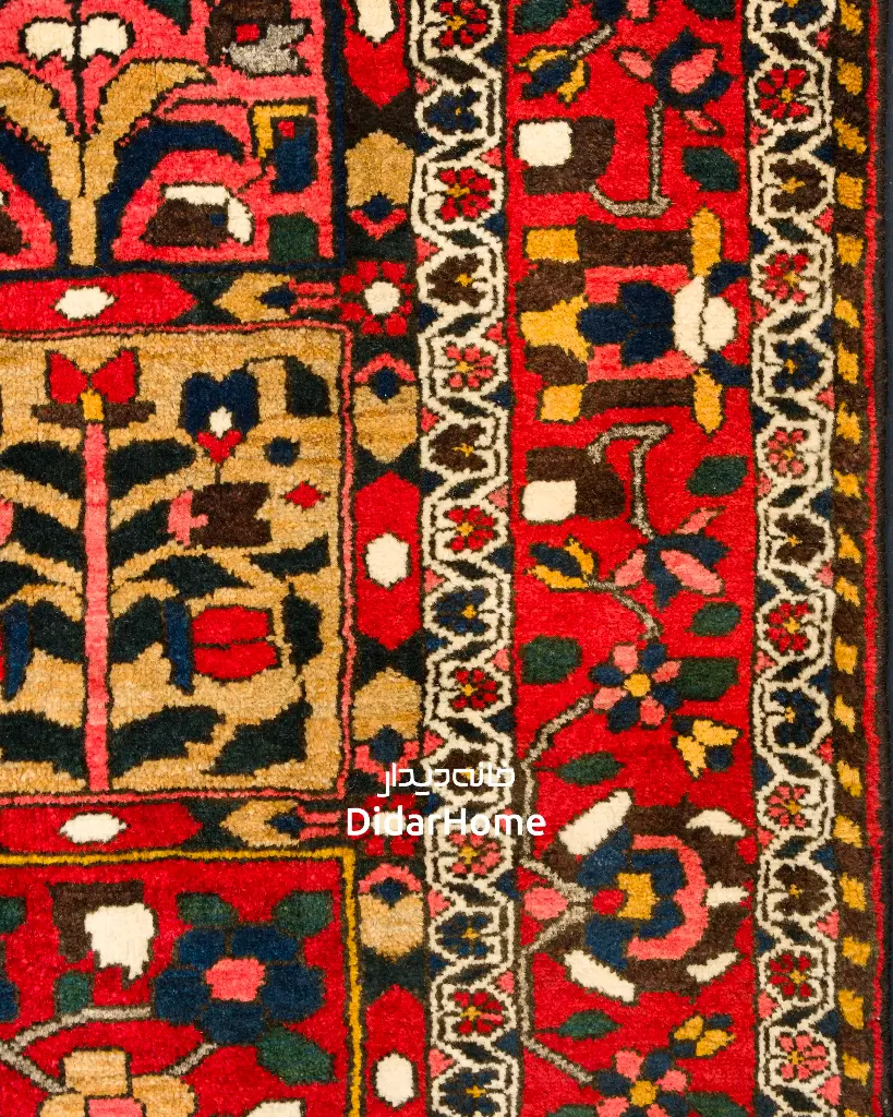 فرش دستباف آنتیک بختیاری طرح خشتی ۳/۱۵ متری