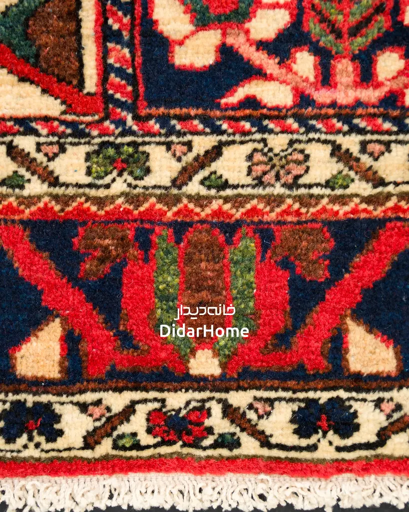 فرش دستباف آنتیک بختیاری طرح خشتی ۲/۹۰ متری