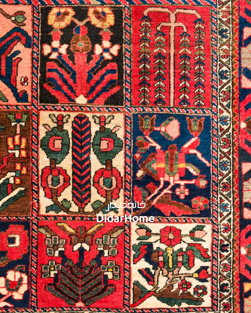 فرش دستباف آنتیک بختیاری طرح خشتی ۲/۹۰ متری