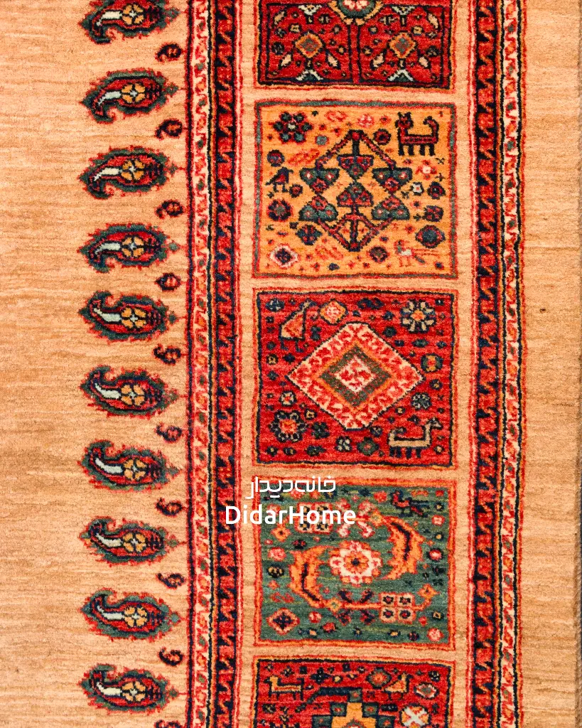 فرش دستباف قشقایی طرح کفساده ۳/۲۸ متری