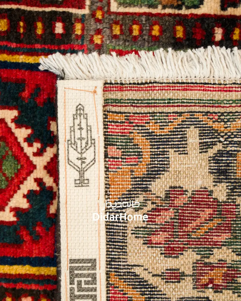فرش دستباف آنتیک بختیاری طرح خشتی ۴/۹۶ متری