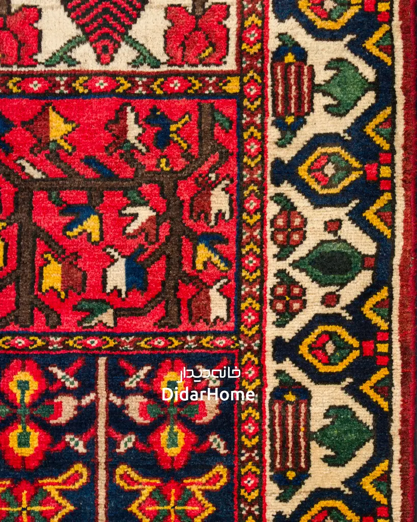 فرش دستباف آنتیک بختیاری طرح خشتی ۵/۳۴ متری