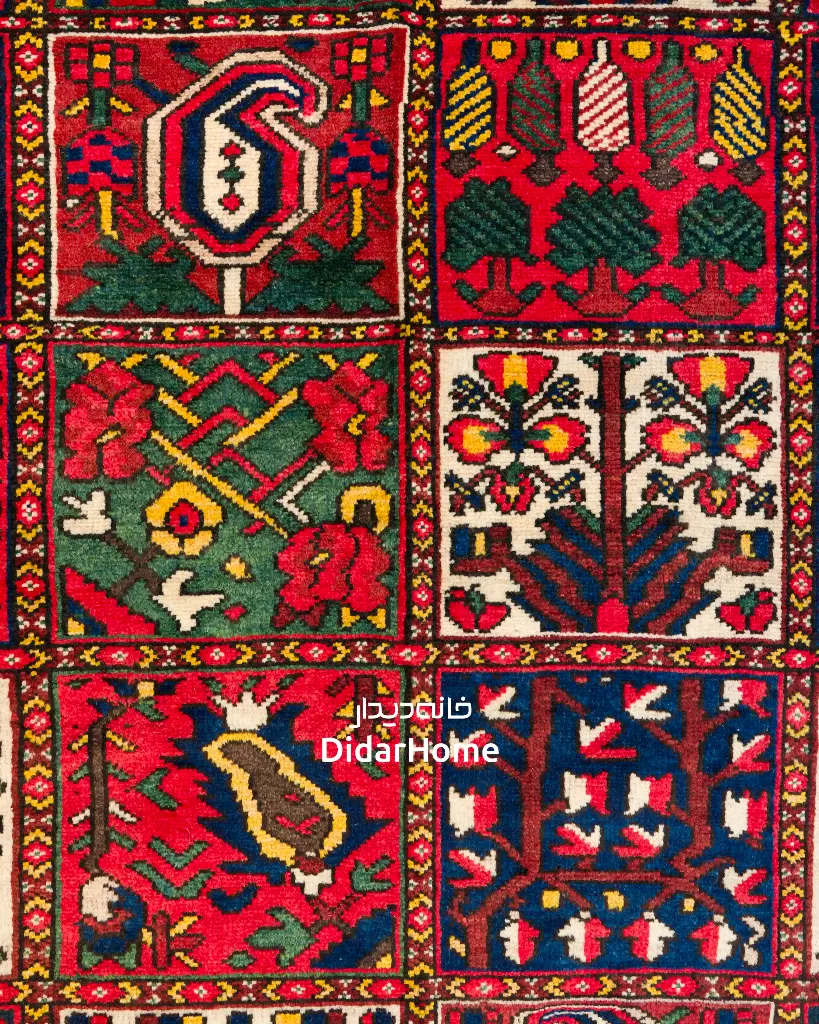 فرش دستباف آنتیک بختیاری طرح خشتی ۵/۹۷ متری