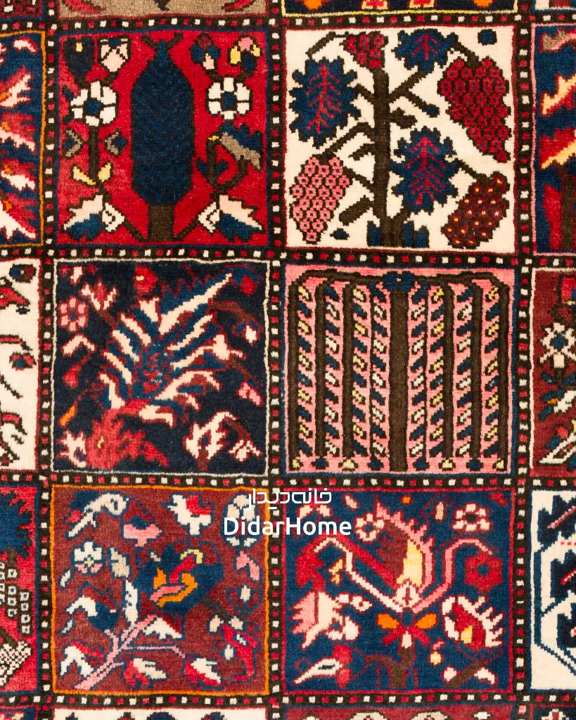 فرش دستباف آنتیک بختیاری طرح خشتی ۶/۹۹ متری