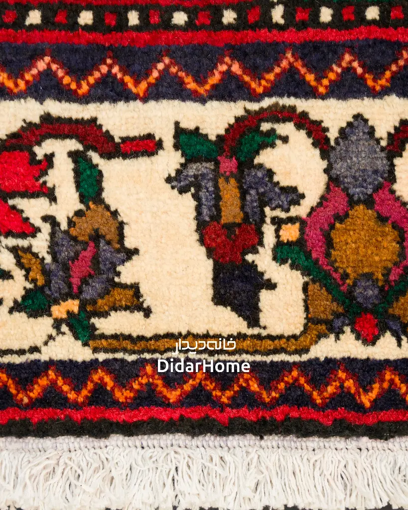 فرش دستباف آنتیک بختیاری طرح خشتی ۷/۸۳ متری