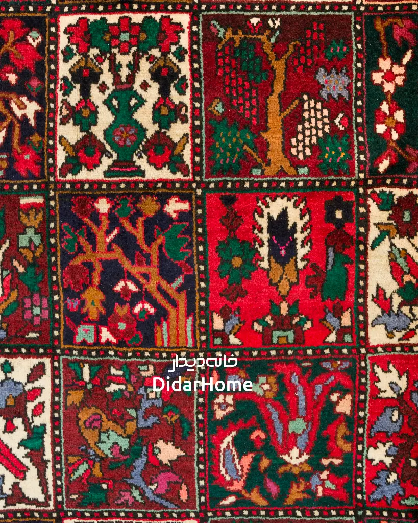 فرش دستباف آنتیک بختیاری طرح خشتی ۷/۸۳ متری