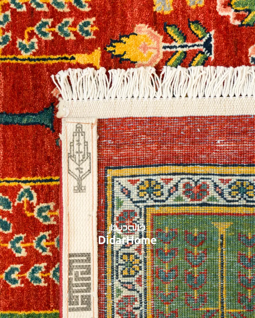 فرش دستباف قشقایی طرح درخت زندگی ۶/۵۰ متری