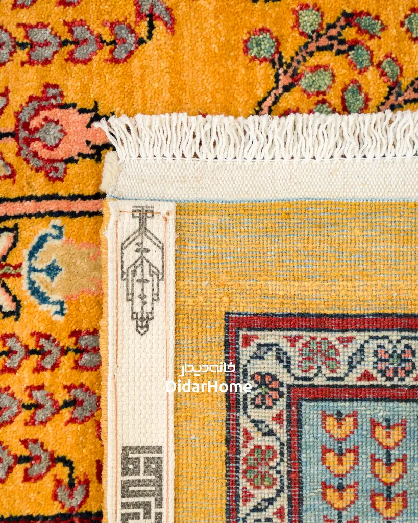 فرش دستباف قشقایی طرح درخت زندگی ۹/۱۴ متری