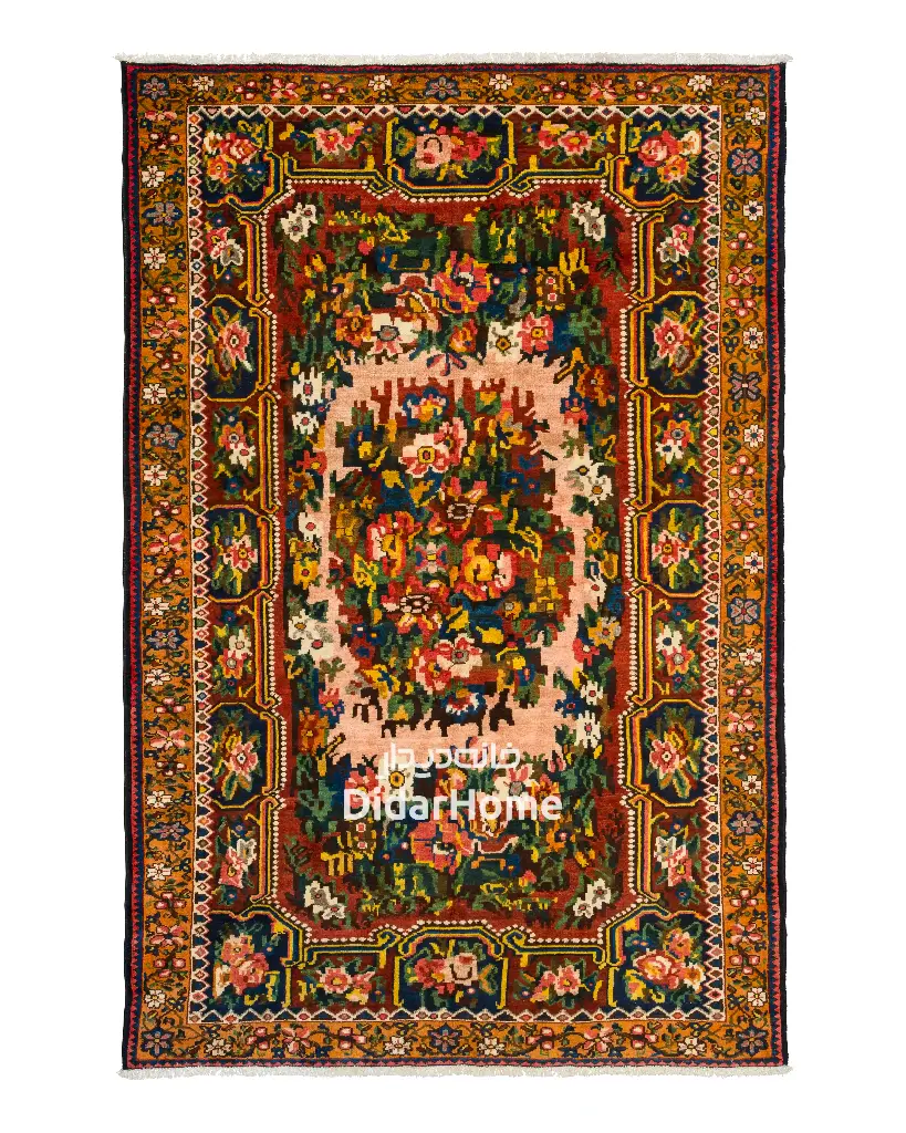 فرش دستباف آنتیک بختیاری طرح ترنجی ۴/۰۲ متری