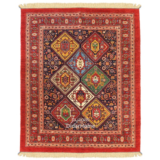 [84030101] فرش دستباف قشقایی طرح خشتی چهار متری